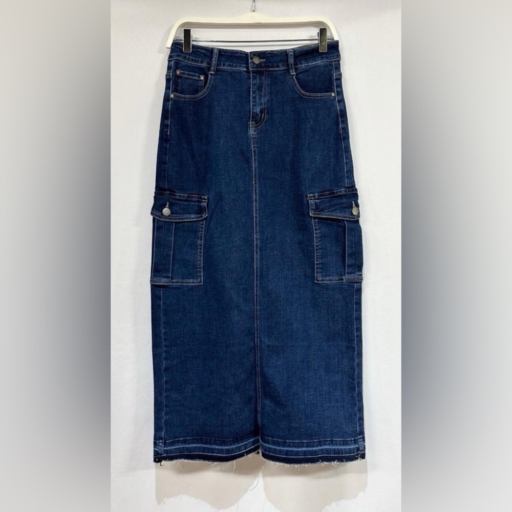 (333-DNM) WOMEN MAXI DENIM CARGO SKIRT WITH BACK SLIT.